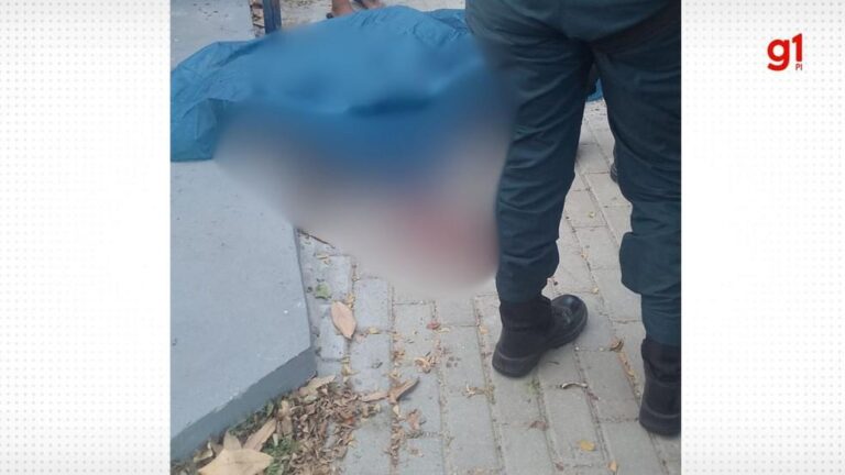 Homem é morto a facadas em praça de Teresina e suspeito permanece foragido
