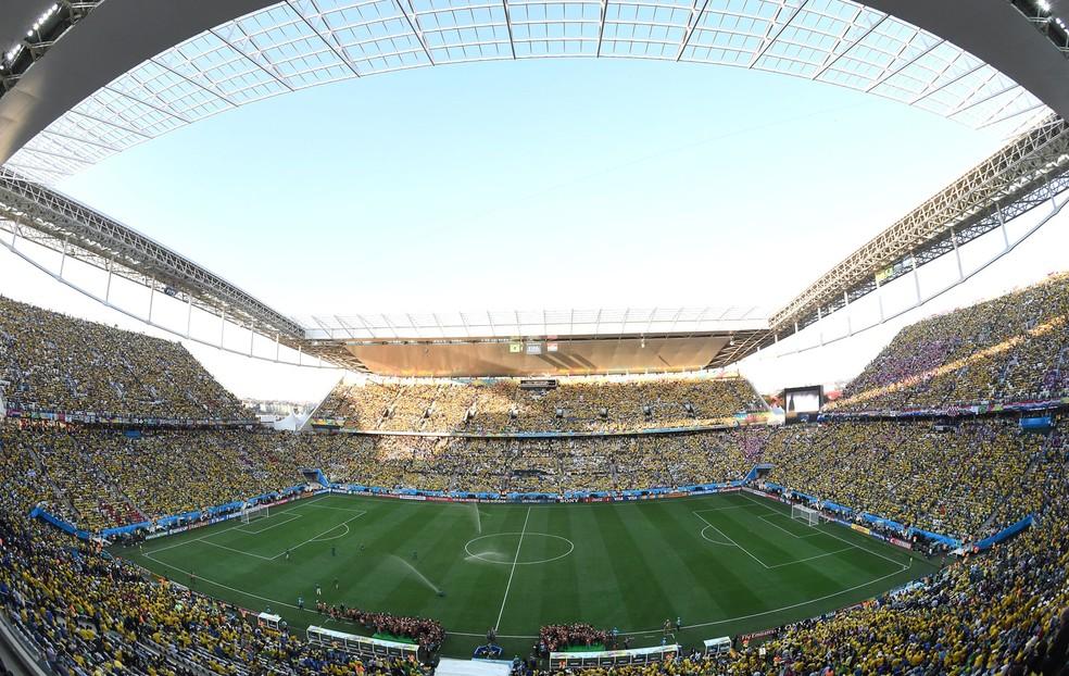 Estádio do Corinthians teve arquibancadas provisórias durante a Copa do Mundo de 2014