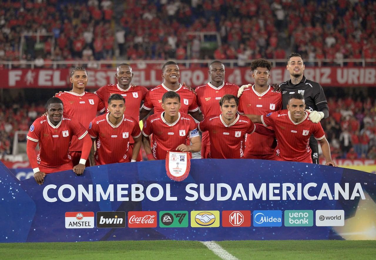 Jogadores do América de Cali em uma foto de equipe
