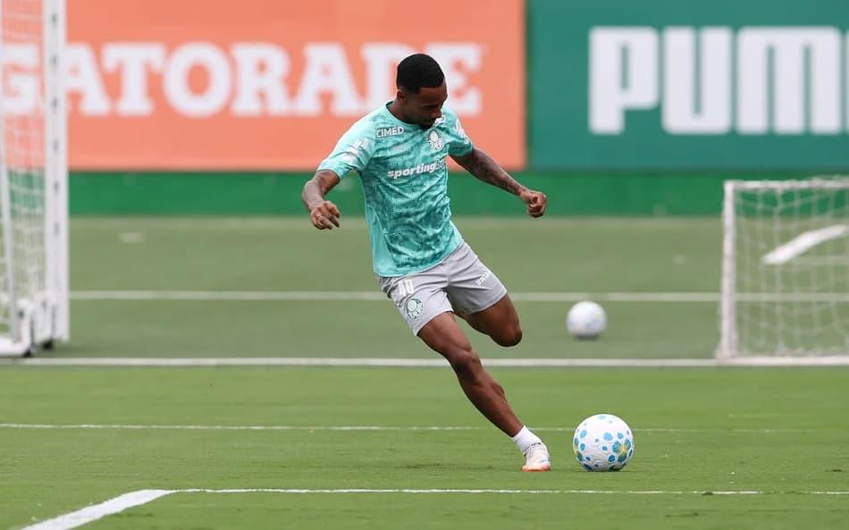 Allan, atacante do Palmeiras