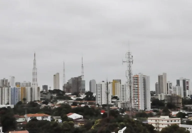 Chuva e Queda de Temperatura Marcam a Semana em Cuiabá