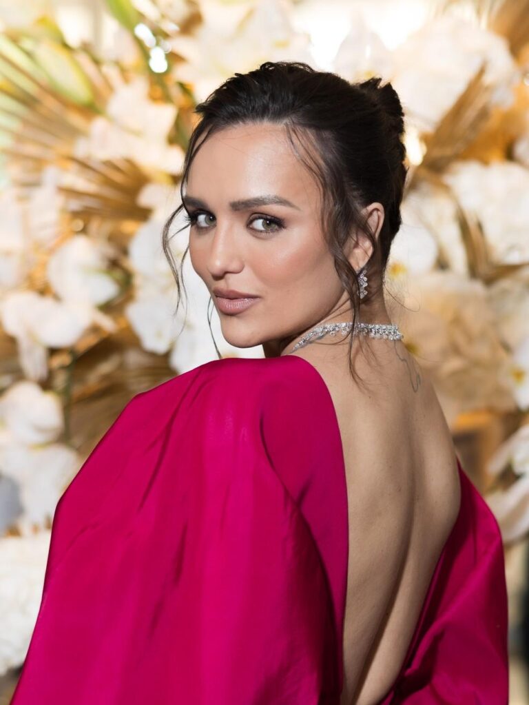 Rafa Kalimann Desfila Elegância no Tapete Vermelho do Festival de Cannes 2026