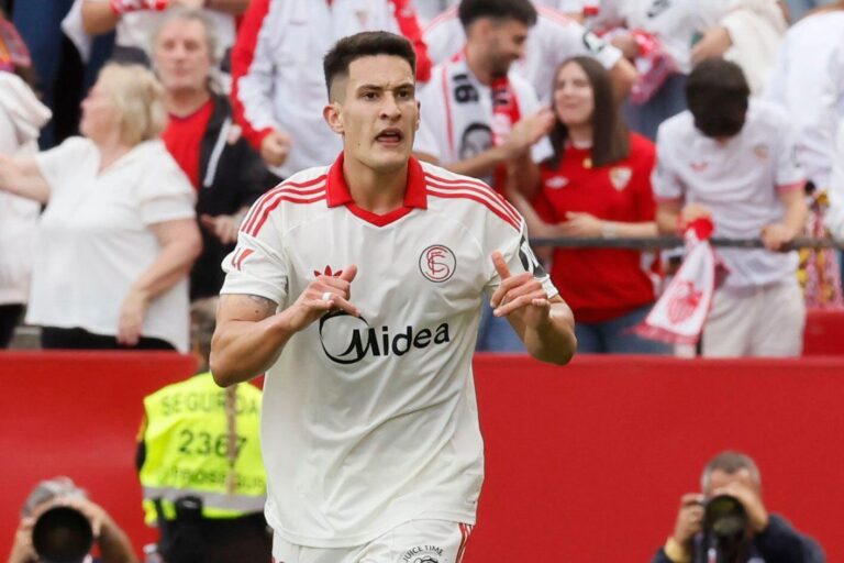 Sevilla conquista vitória dramática contra o Espanyol em disputa pela permanência
