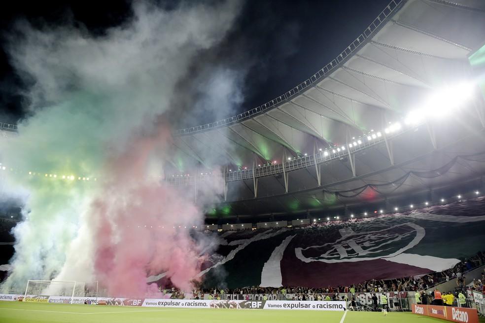 Torcida do Fluminense durante partida