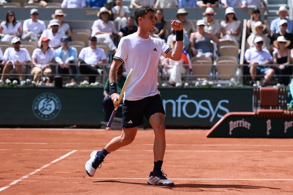 Juan Manuel Cerúndolo empata com Sinner em Roland Garros