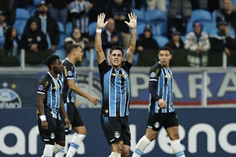 Grêmio Vence Palestino e Pavon Encerra Jejum de Gols na Sul-Americana