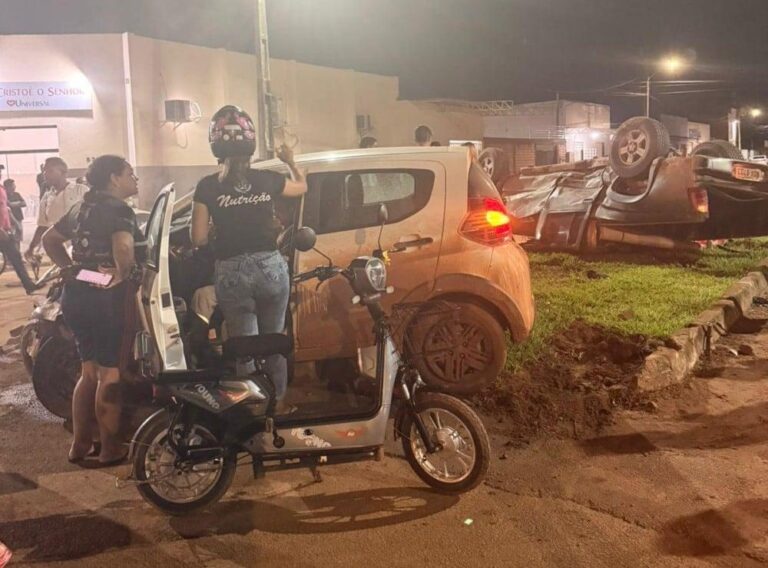 Capotamento em Boa Vista deixa pedestre ferido após acidente em cruzamento