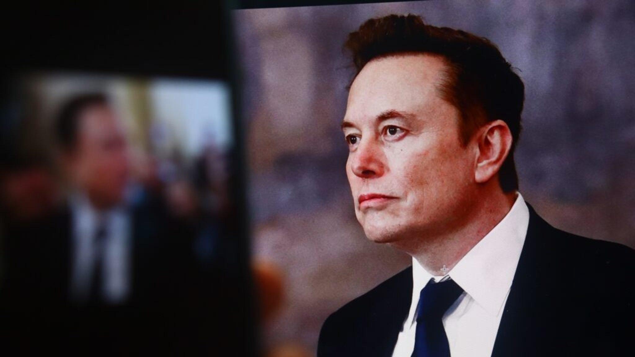 Elon Musk Accused Of Building 'Most Management-Favorable' IPO Structure At SpaceX