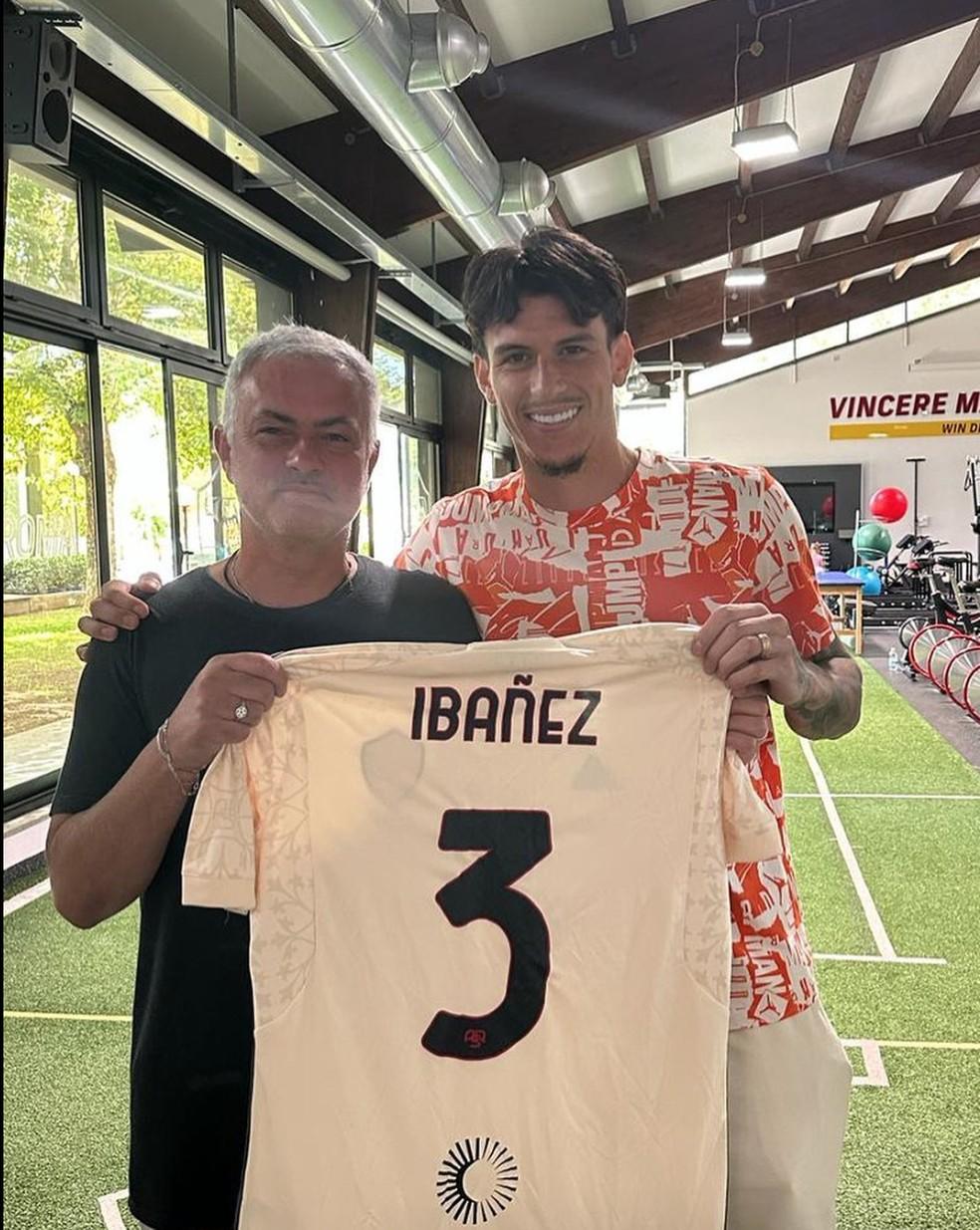 José Mourinho se despede do zagueiro Ibañez