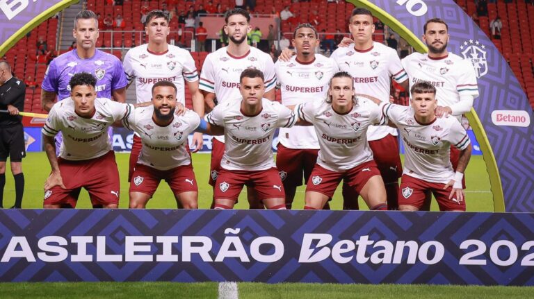 Fluminense Regulariza Direitos de Imagem e Enfrenta Desafios na Libertadores