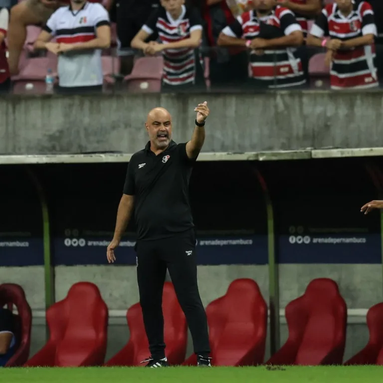 Santa Cruz mantém cautela após vitória convincente sobre o Volta Redonda