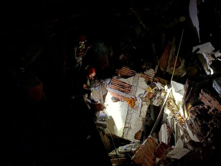 Explosão no Jaguaré, Zona Oeste de SP, deixa um morto e vários feridos