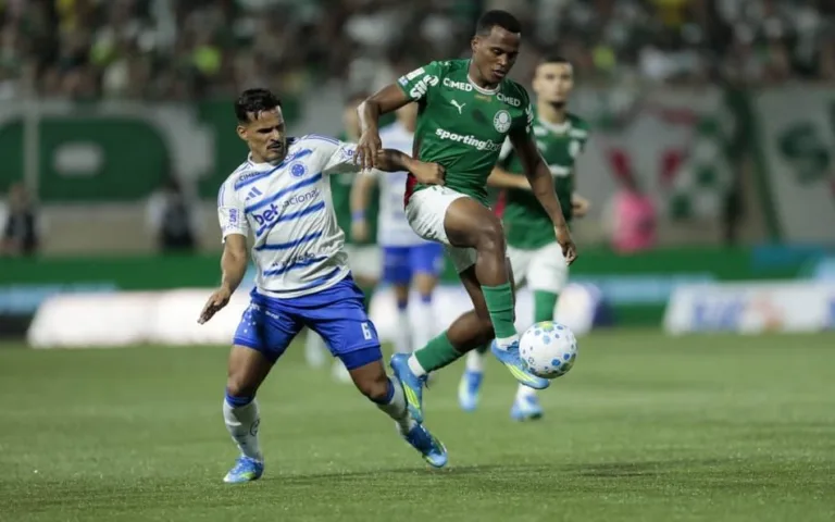 Palmeiras Enfrenta Cruzeiro e Busca Manutenção da Liderança no Brasileirão