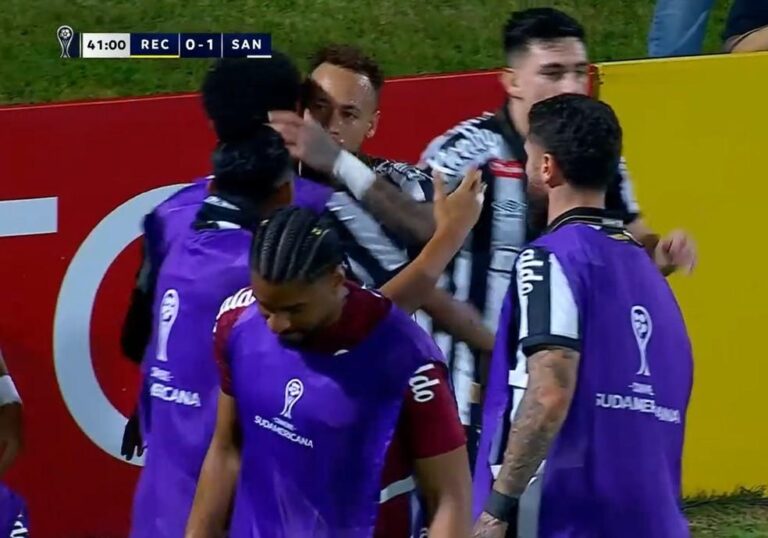 Neymar se redime ao abraçar Robinho Jr. após episódio de agressão