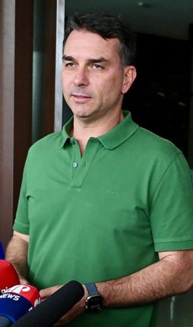 Reação de Eleitores à Revelação do Elo entre Flávio Bolsonaro e Vorcaro