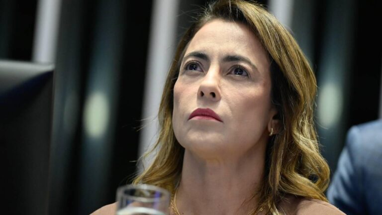 Senadora Soraya Thronicke: Mudanças de Lado e Controvérsias na Política
