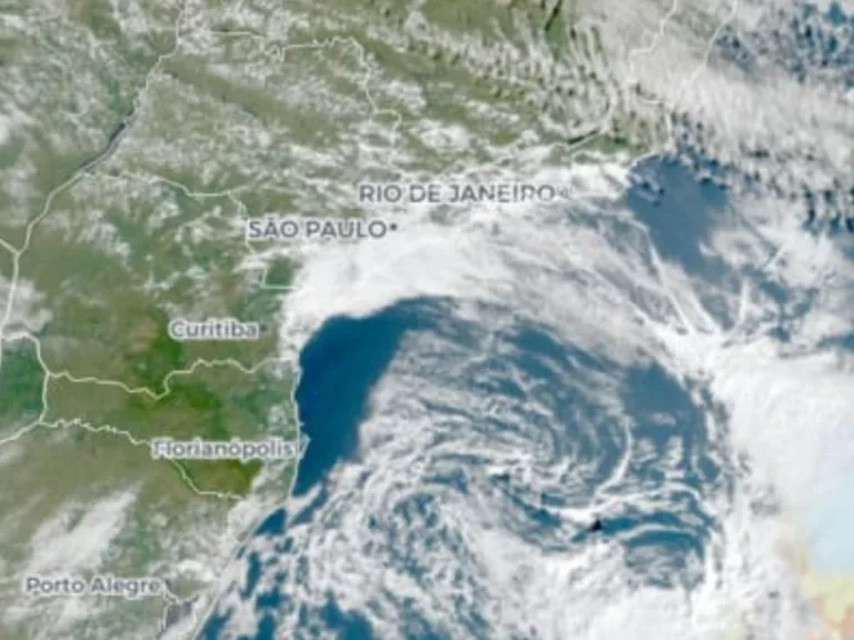 Frente fria traz frio e chuvas para Campinas e São Paulo neste fim de semana