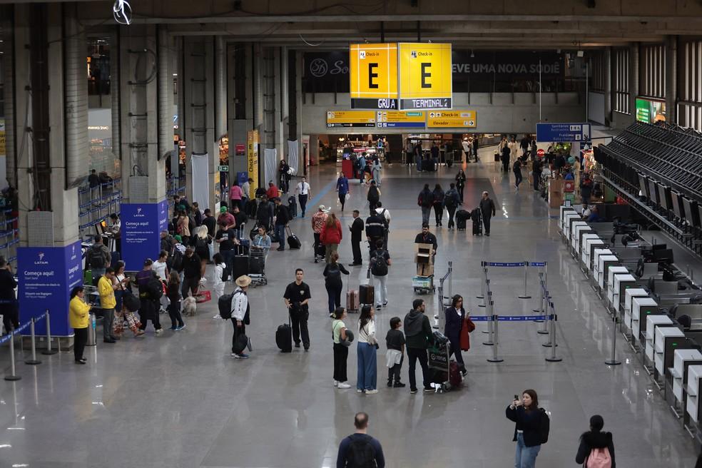 Movimento no Aeroporto Internacional de São Paulo, em Guarulhos.