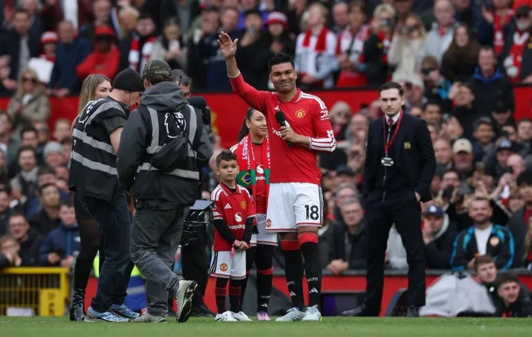 Despedida emocionante: Casemiro se despede do Manchester United