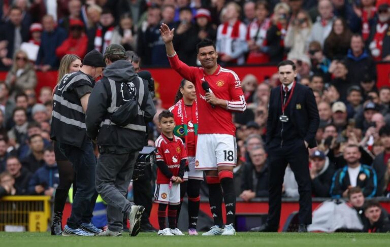 Despedida emocionante: Casemiro se despede do Manchester United