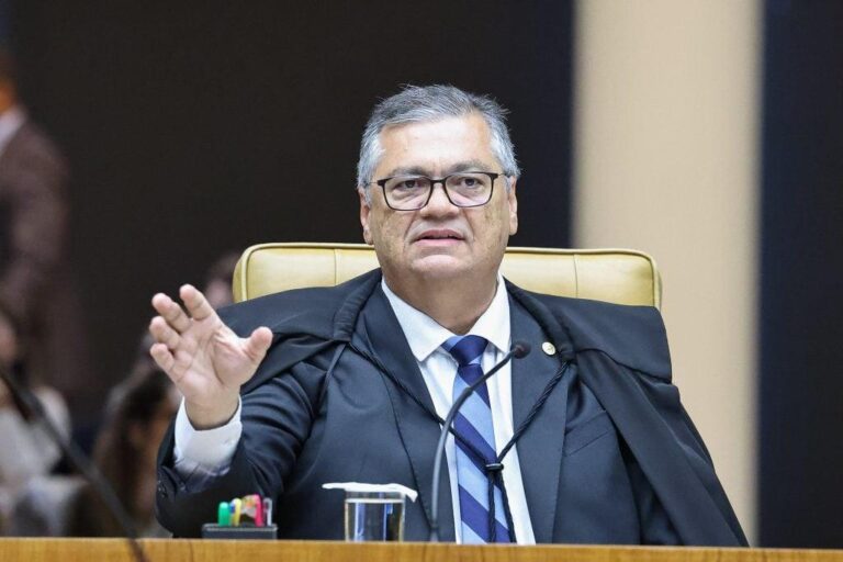 Flávio Dino Abre Divergência e Vota Contra Anistia a Partidos que Descumpriram Cotas Raciais