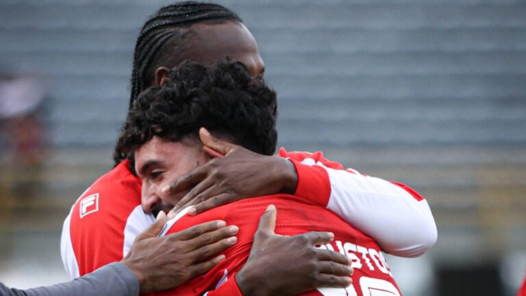 Nahuel Bustos Agradece Hugo Rodallega por Apoio e Parceria no Santa Fe