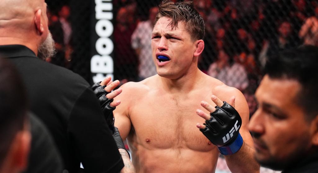 Drew Dober reage a parada técnica no UFC México