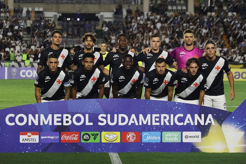 Time do Vasco posado contra o Audax Italiano