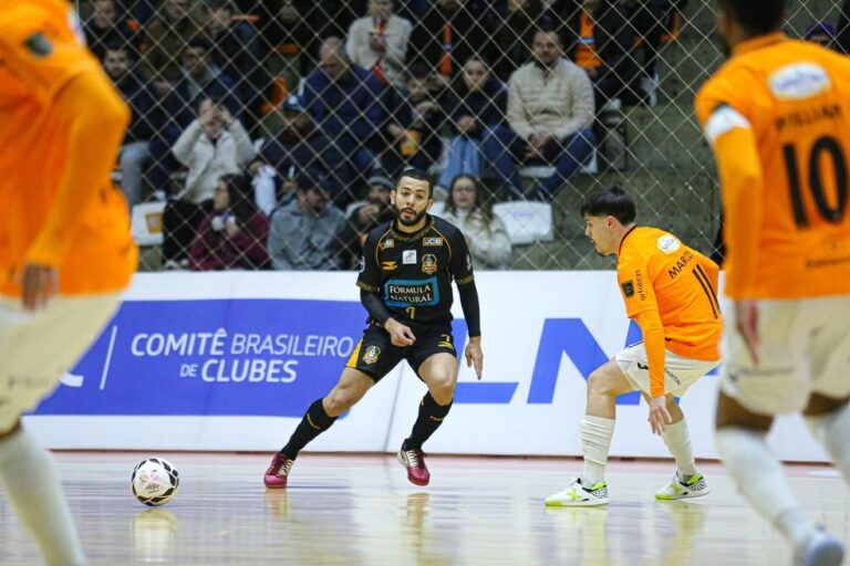Carlos Barbosa e Sorocaba se enfrentam na final da Libertadores de Futsal