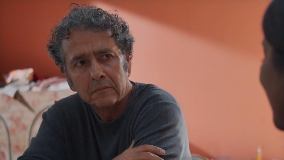 Joaquim se abre para Lígia em Três Graças