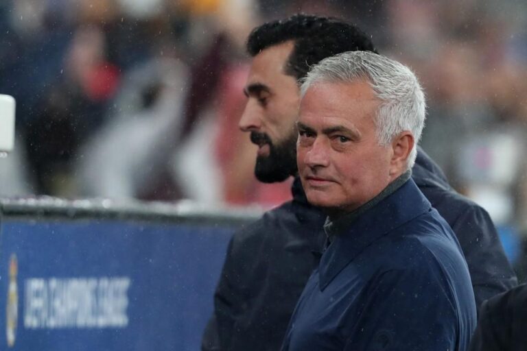 Arbeloa minimiza incômodo de Mbappé e elogia Mourinho: ‘É o número 1’