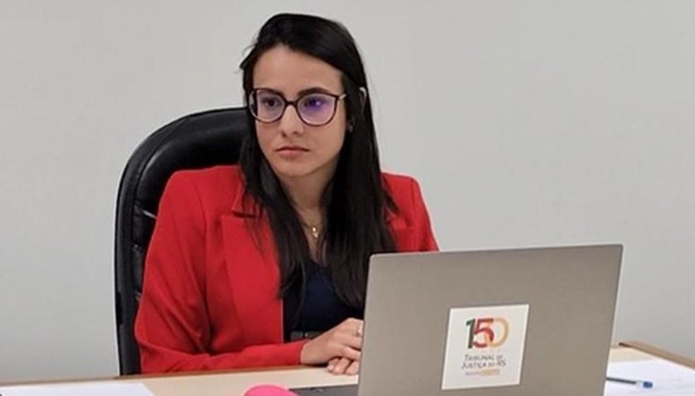 Juíza Mariana Francisco Ferreira, seguiu a carreira na magistratura no Rio Grande do Sul
