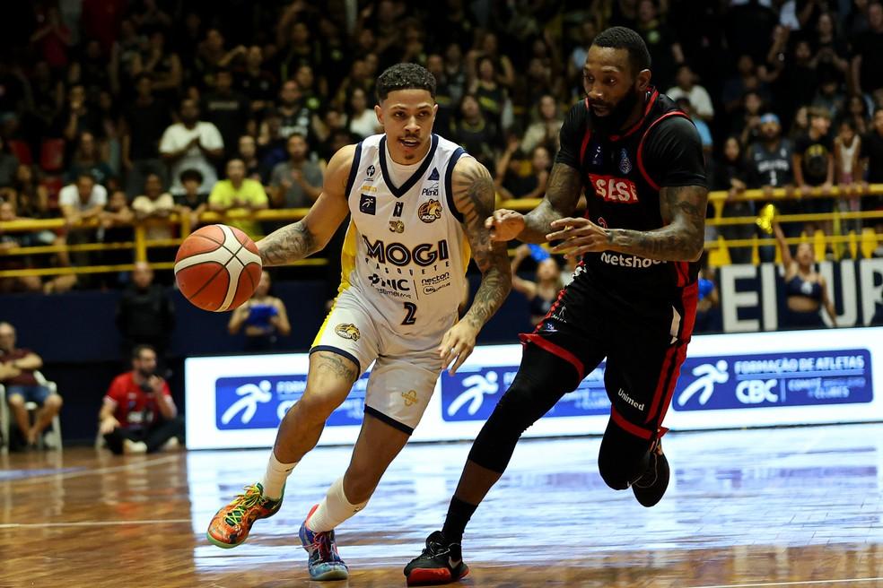 Mogi e Franca duelam no jogo 3 das quartas de final do NBB neste domingo