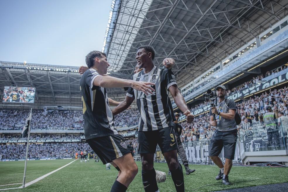 Cassierra comemora gol pelo Atlético-MG