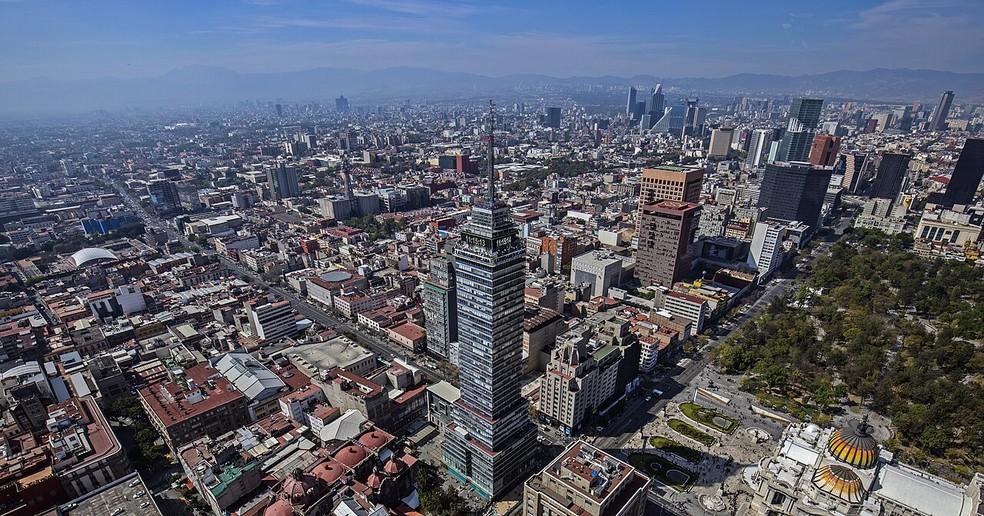 Panorama aéreo da Cidade do México