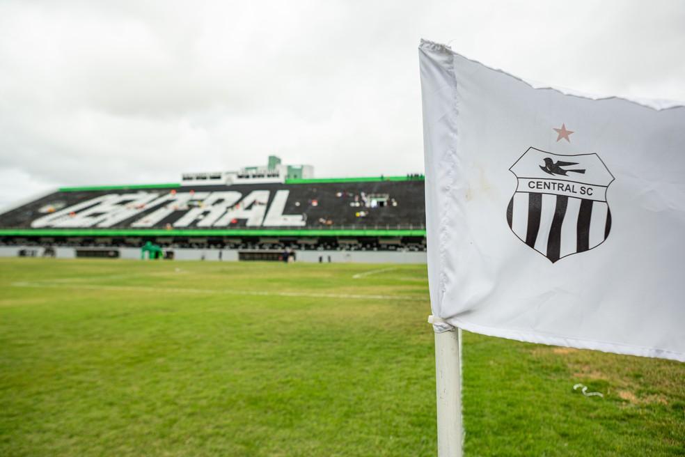 Estádio Luiz Larcerda, Lacerdão, em Caruaru.