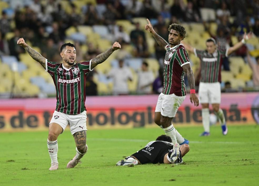 Lucho Acosta em Fluminense x Operário