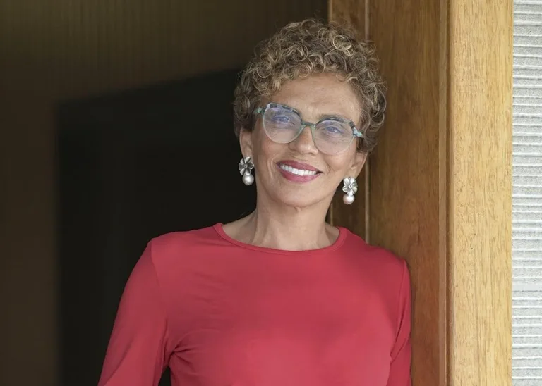 Marília Campos lidera disputa pelo Senado em Minas Gerais segundo nova pesquisa