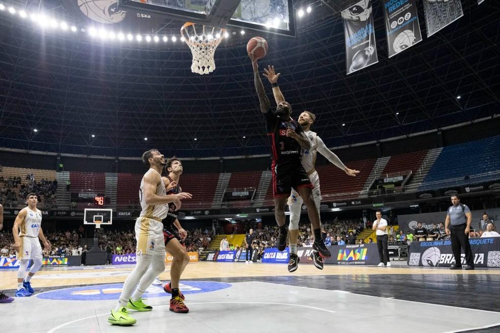 Brasília e Franca fazem o jogo 3 da semifinal do NBB no DF