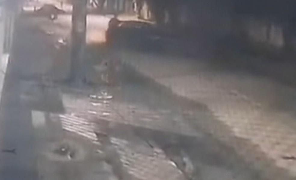Motorista de aplicativo foi morto a tiros durante assalto no bairro do Bongi, na Zona Oeste do Recife