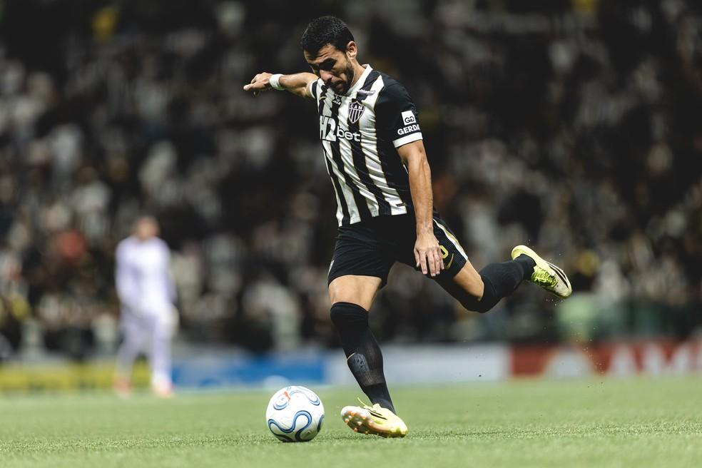 Júnior Alonso pelo Atlético-MG