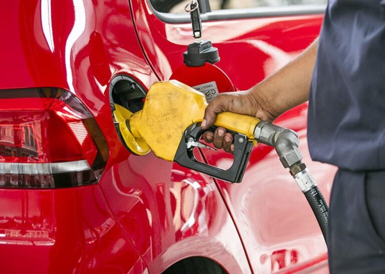 Subvenção do Governo Minimiza Aumento na Gasolina e Impactos Econômicos