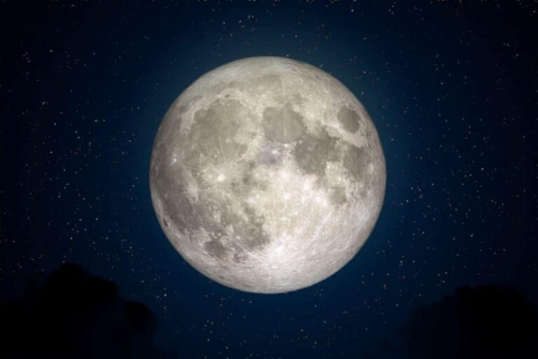 Lua Crescente brilha no céu em 30 de maio de 2026: veja o calendário lunar
