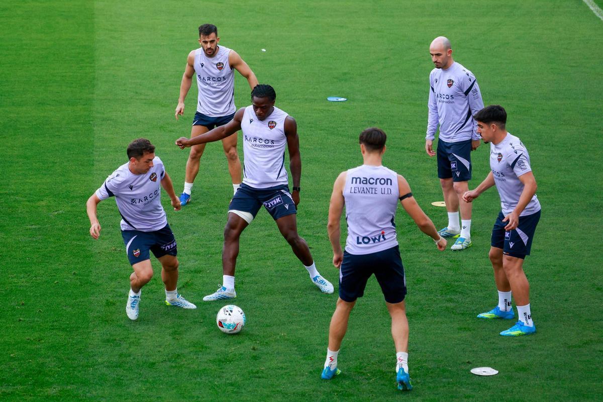 Treinamento do Levante UD