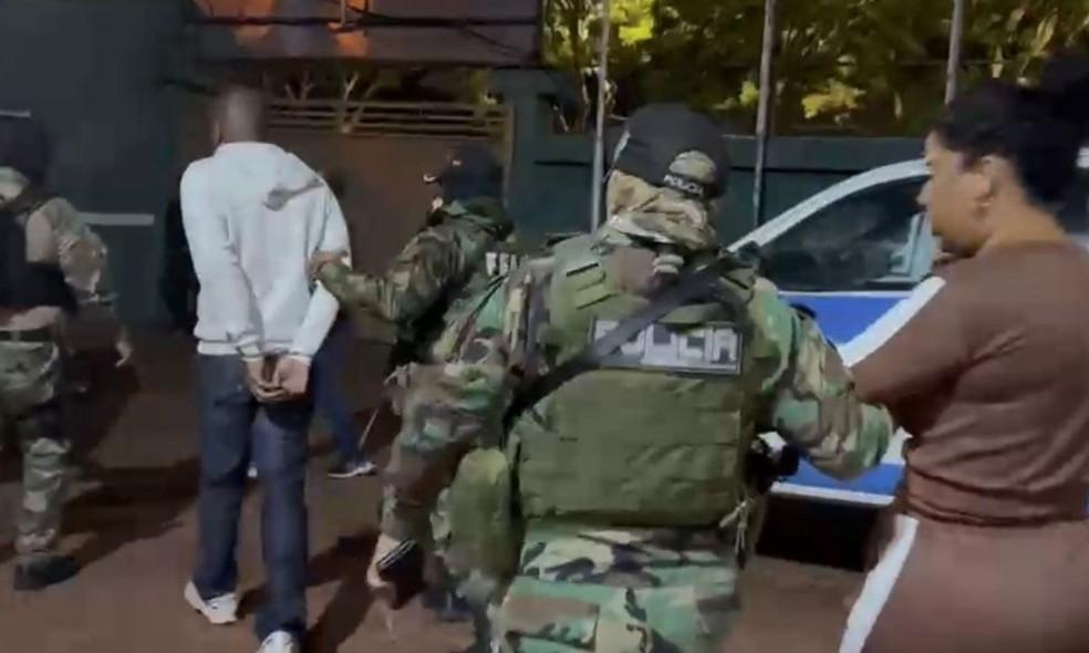 Ação policial resulta na prisão de chefe de facção criminosa e sua companheira na Bolívia