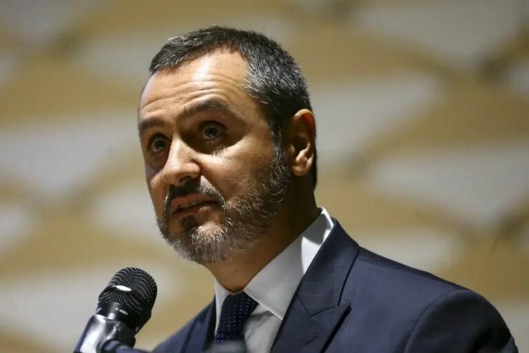 Polícia Federal Troca Delegado em Investigação do Escândalo do INSS