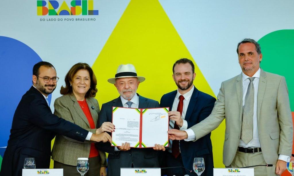 Lula anuncia novo Desenrola Brasil