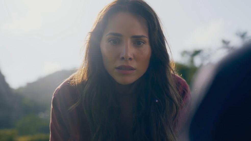Arthur é ríspido com Adriana em Quem Ama Cuida