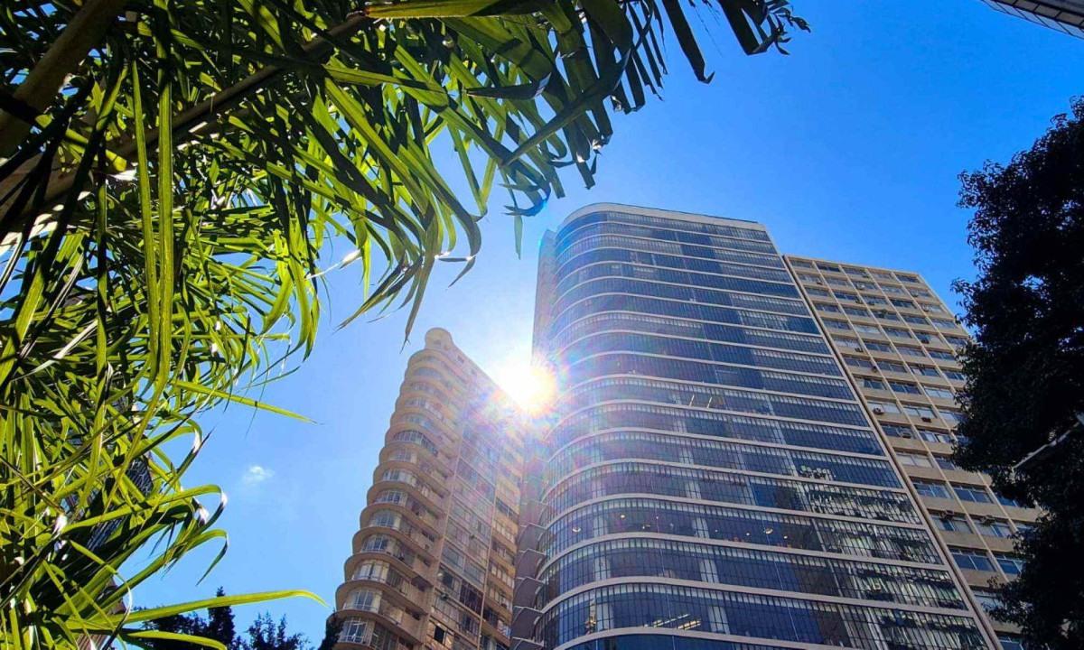 Defesa Civil indica céu claro a parcialmente nublado na capital mineira.