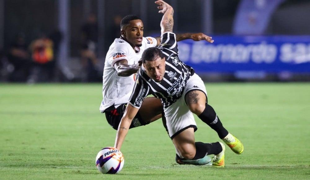 Comemoração de Braga no primeiro gol do Rio Branco